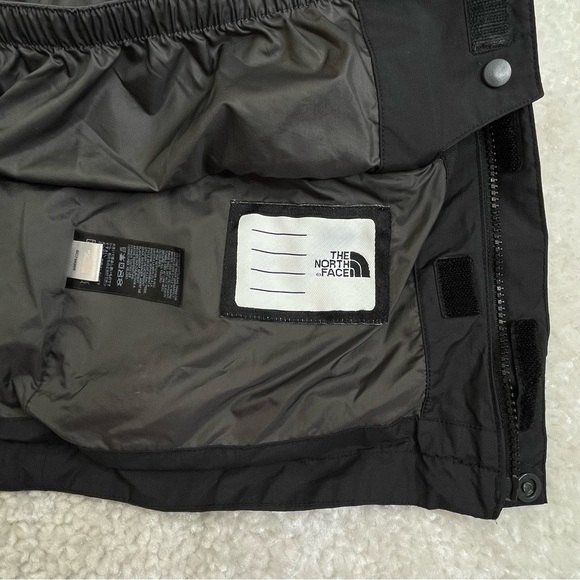 The North Face Boys Hyvent Jacket black size Medium MISSING HOOD - Picture 9 of 16
